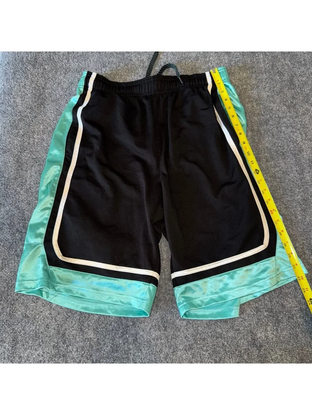 Reebok b61 has